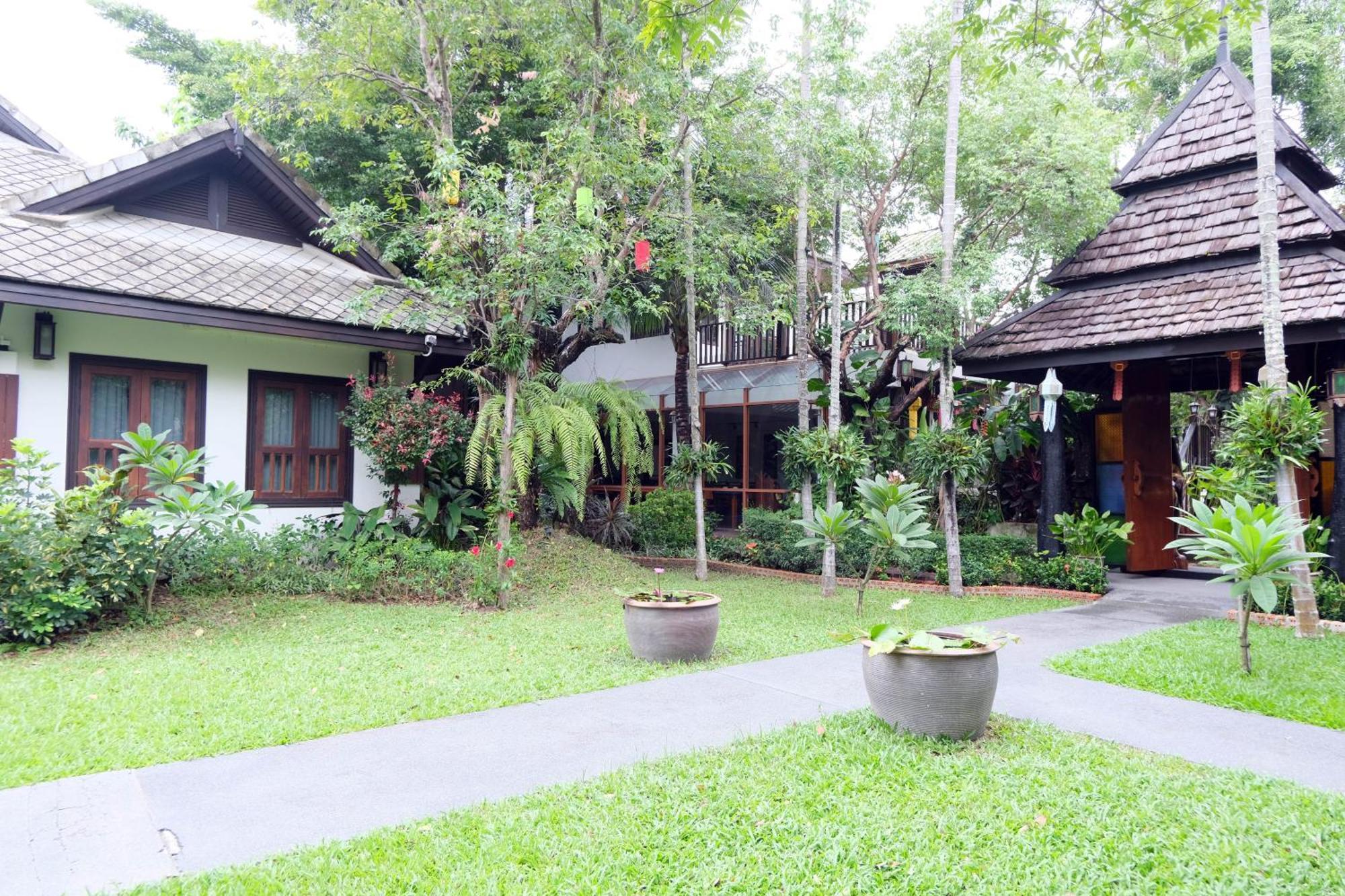 Vimarn Kaew Village And Resort เชียงใหม่ ภายนอก รูปภาพ